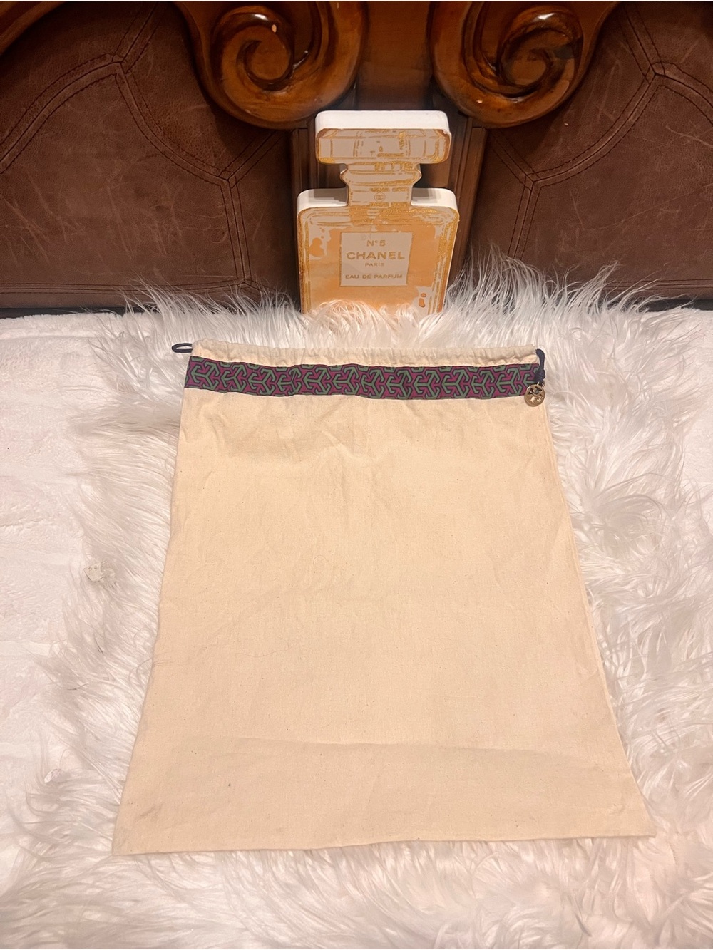 Tory Burch Cream Cosmetic Pouch with Multicolor Trim